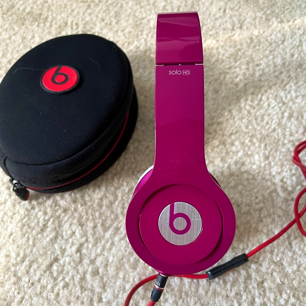 Beats Solo Pink